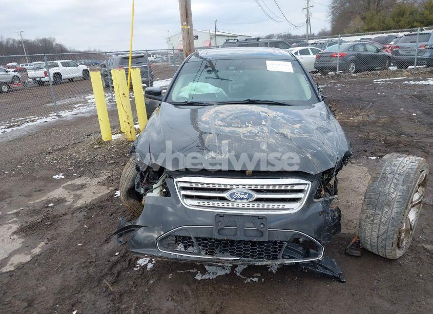 Photo 13 of 2010 Ford Taurus SHO (VIN 1FAHP2KT7AG151529)