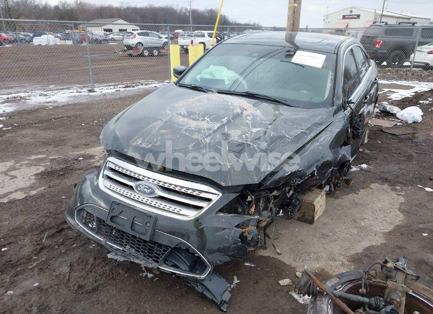 Photo 2 of 2010 Ford Taurus SHO (VIN 1FAHP2KT7AG151529)