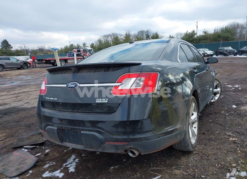 Photo 4 of 2010 Ford Taurus SHO (VIN 1FAHP2KT7AG151529)