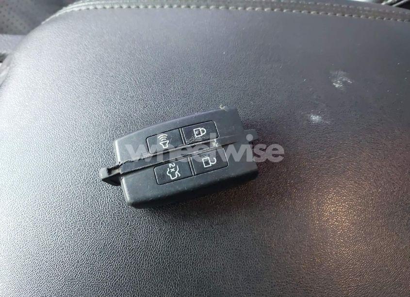 Photo 11 of 2011 Ford Taurus SHO (VIN 1FAHP2KT7BG117902)