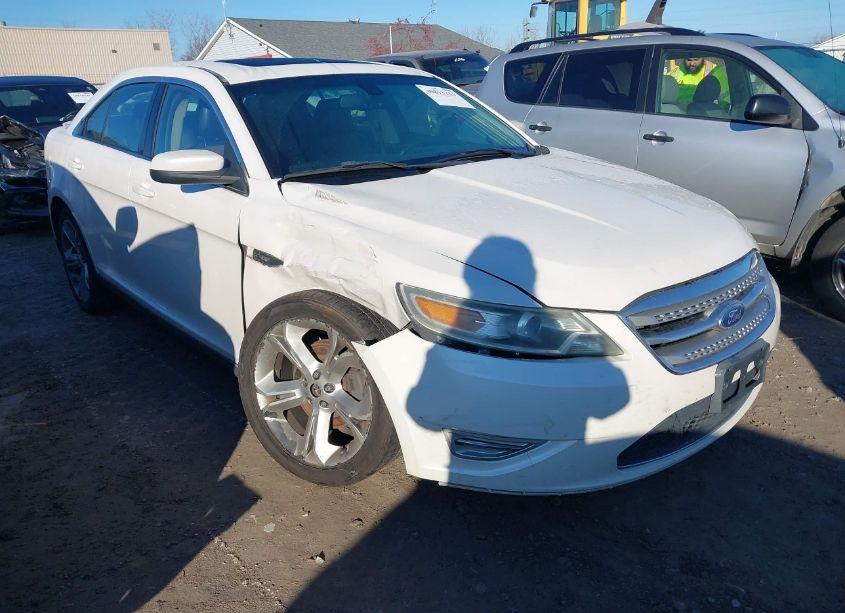 2011 Ford Taurus SHO (VIN 1FAHP2KT9BG173968) main photo