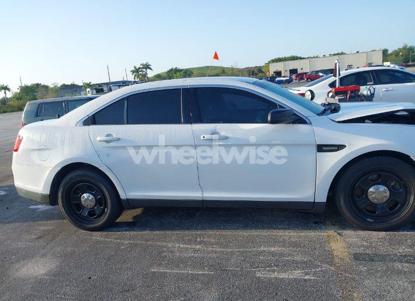 Photo 13 of 2017 Ford Police INTERCEPTOR (VIN 1FAHP2L80HG133684)
