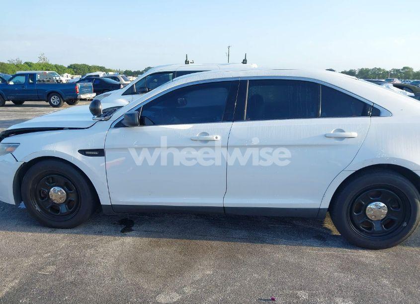 Photo 14 of 2017 Ford Police INTERCEPTOR (VIN 1FAHP2L80HG133684)