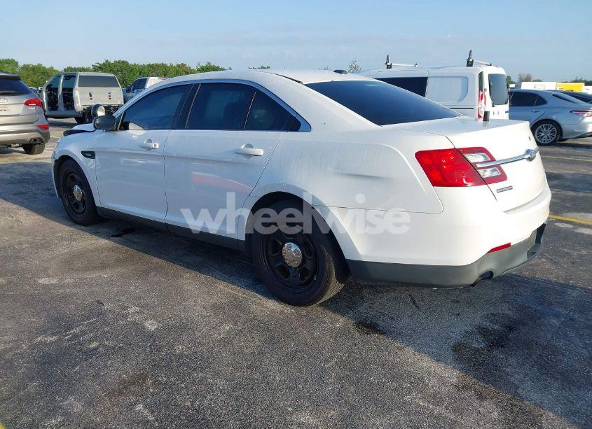 Photo 3 of 2017 Ford Police INTERCEPTOR (VIN 1FAHP2L80HG133684)