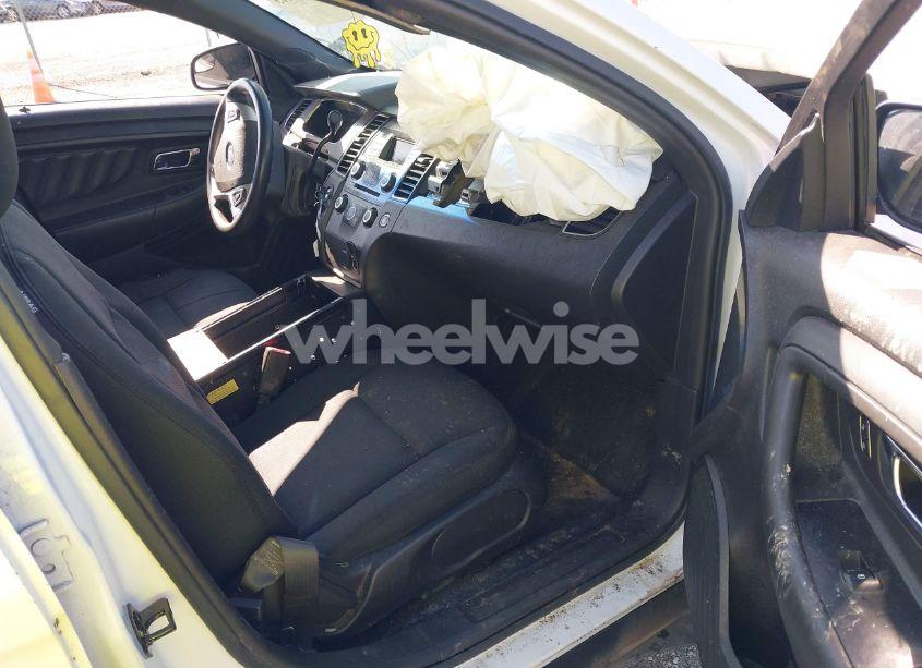 Photo 5 of 2015 Ford Police INTERCEPTOR (VIN 1FAHP2L82FG203702)