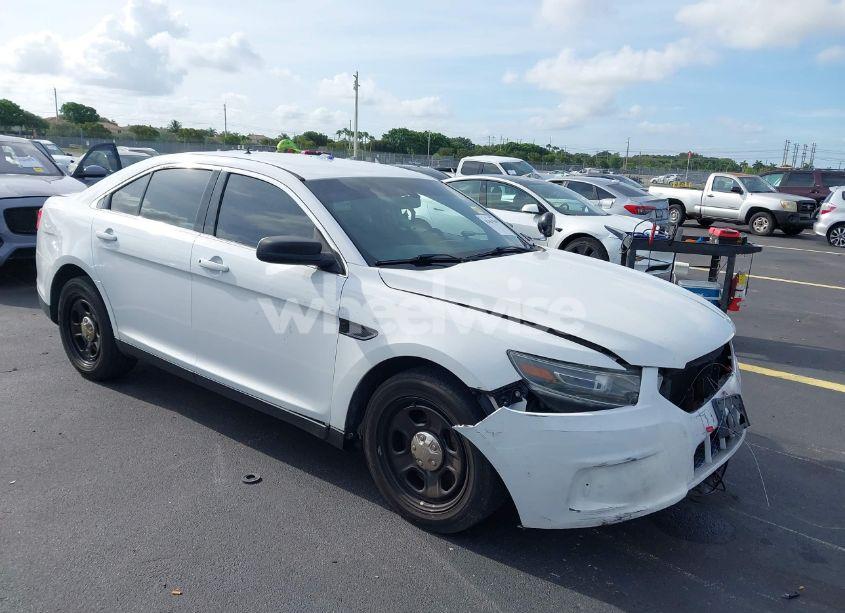 2016 Ford Police INTERCEPTOR (VIN 1FAHP2L85GG154741) main photo