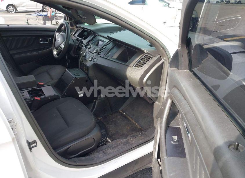 Photo 5 of 2016 Ford Police INTERCEPTOR (VIN 1FAHP2L85GG154741)