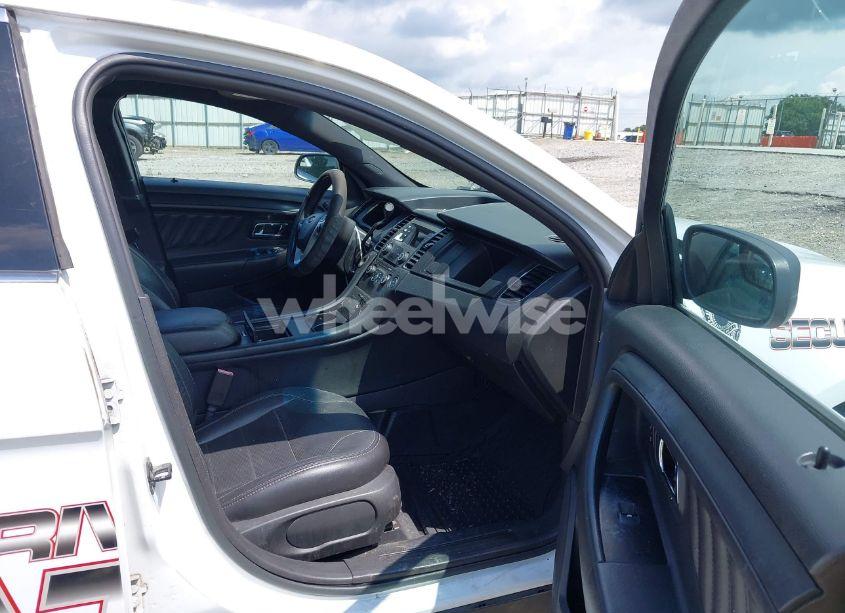 Photo 5 of 2014 Ford Police INTERCEPTOR (VIN 1FAHP2L88EG138210)