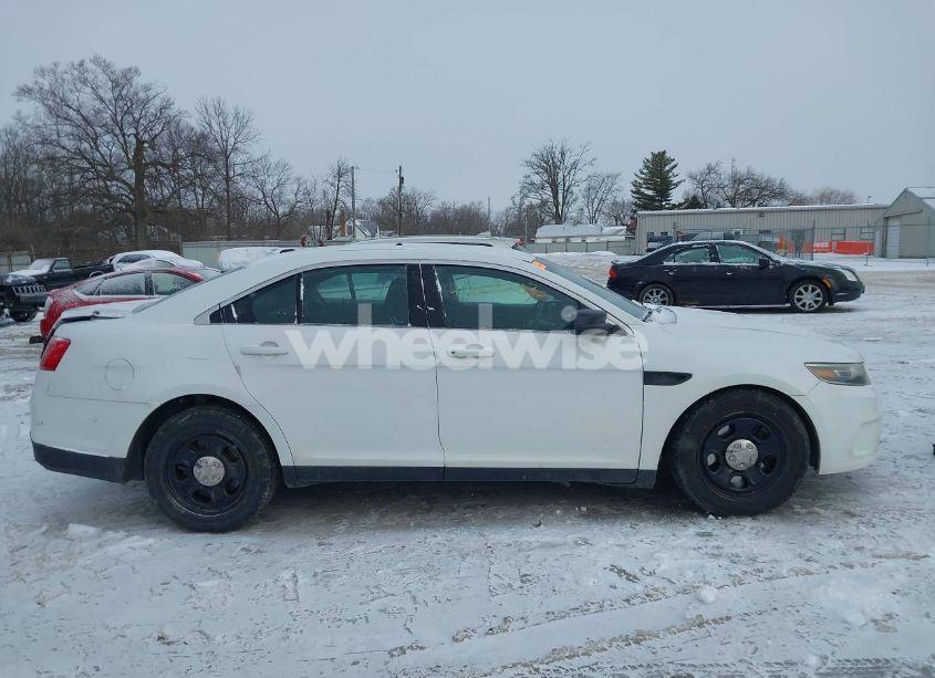 Photo 13 of 2017 Ford Police INTERCEPTOR (VIN 1FAHP2L88HG100142)