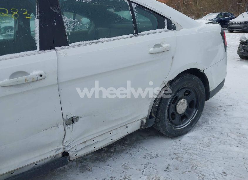 Photo 17 of 2017 Ford Police INTERCEPTOR (VIN 1FAHP2L88HG100142)