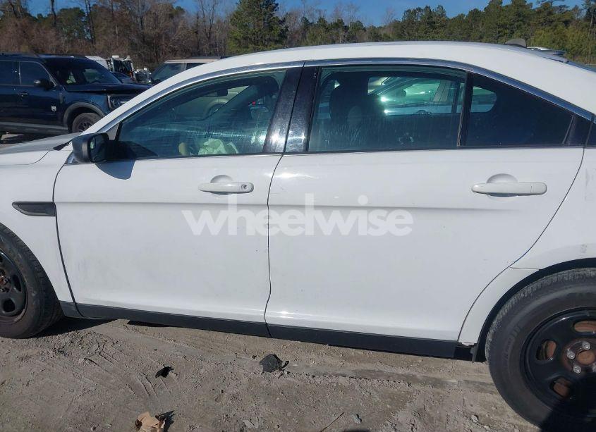 Photo 14 of 2016 Ford Police INTERCEPTOR (VIN 1FAHP2L89GG138378)