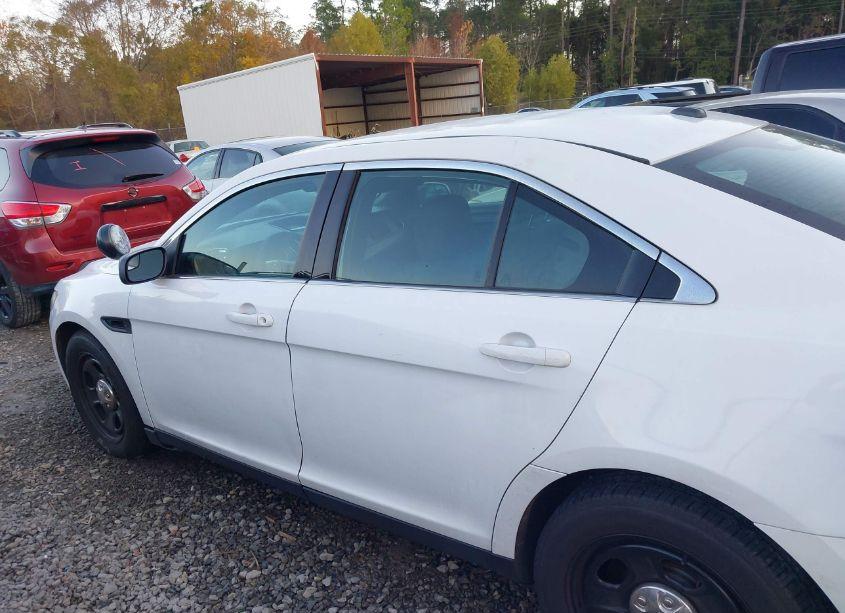 Photo 14 of 2017 Ford Police INTERCEPTOR (VIN 1FAHP2L8XHG144708)