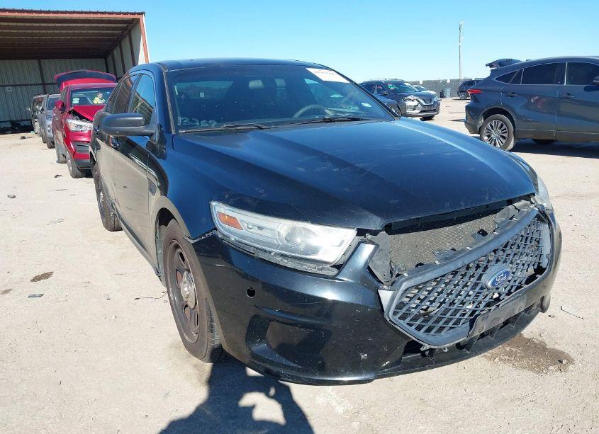 2013 Ford Police INTERCEPTOR (VIN 1FAHP2M80DG105800) main photo