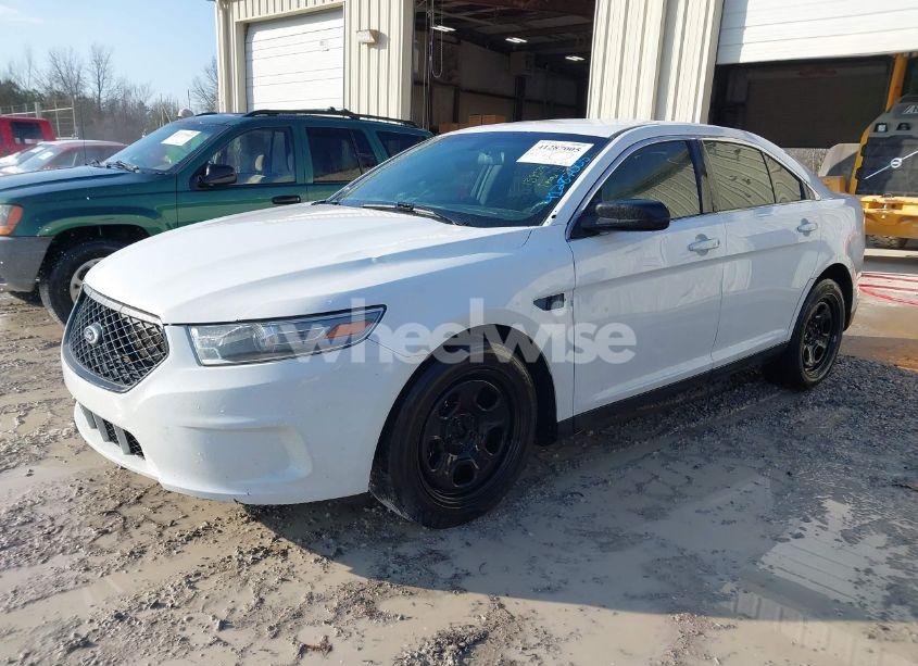 Photo 2 of 2013 Ford Police INTERCEPTOR (VIN 1FAHP2M82DG139074)