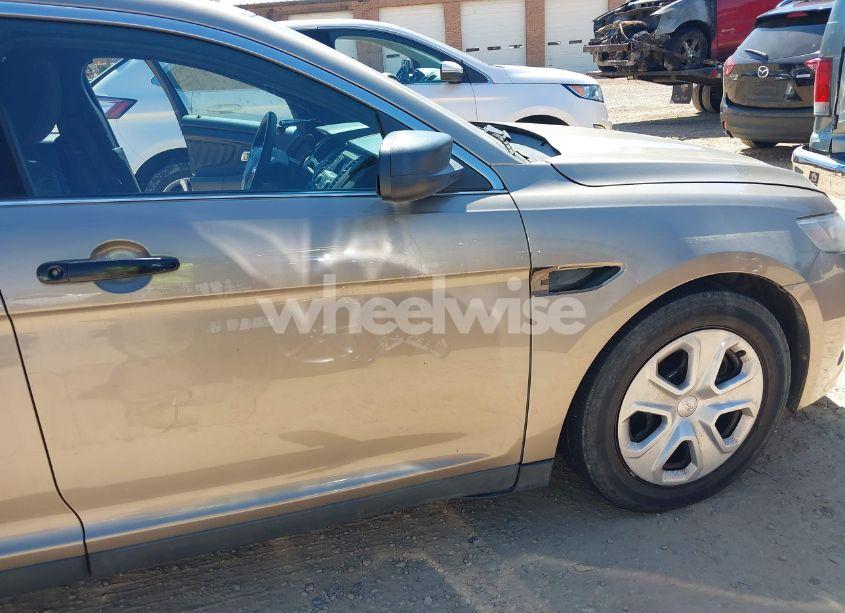 Photo 6 of 2013 Ford Police INTERCEPTOR (VIN 1FAHP2M82DG201735)