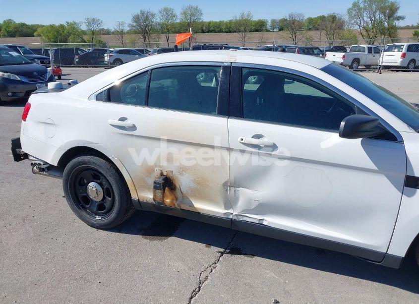 Photo 13 of 2013 Ford Police INTERCEPTOR (VIN 1FAHP2M87DG143458)