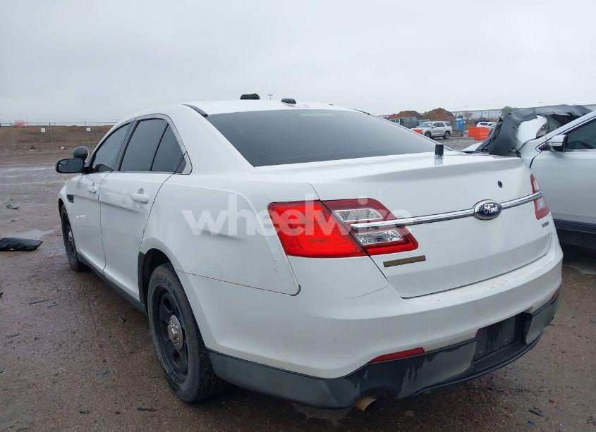 Photo 3 of 2013 Ford Police INTERCEPTOR (VIN 1FAHP2M8XDG139033)