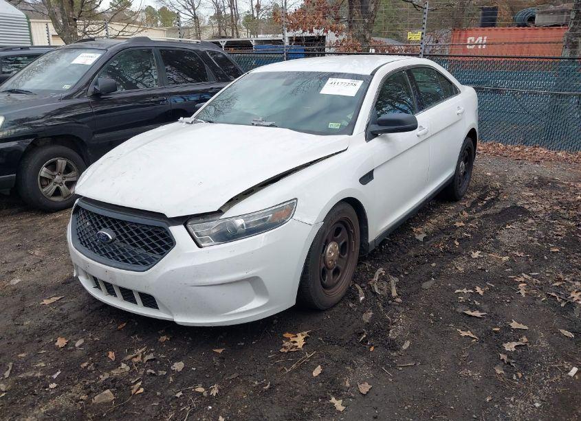 Photo 2 of 2015 Ford Police INTERCEPTOR (VIN 1FAHP2MK0FG150315)