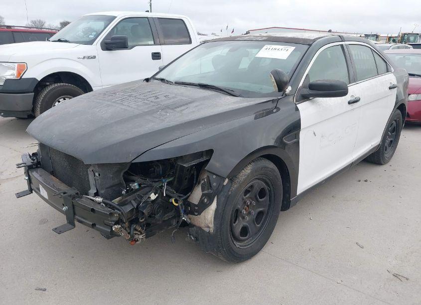 Photo 2 of 2018 Ford Police INTERCEPTOR (VIN 1FAHP2MK0JG106131)