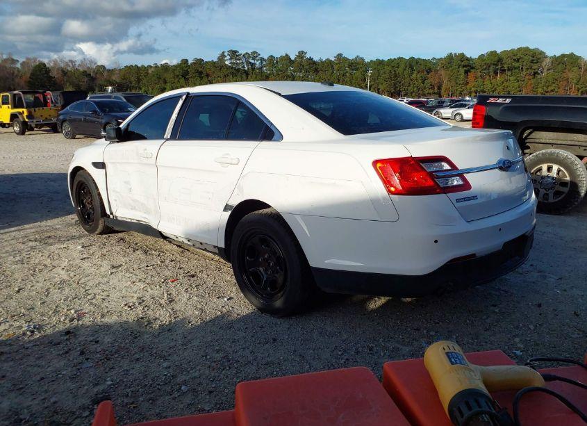 Photo 3 of 2018 Ford Police INTERCEPTOR (VIN 1FAHP2MK0JG136049)