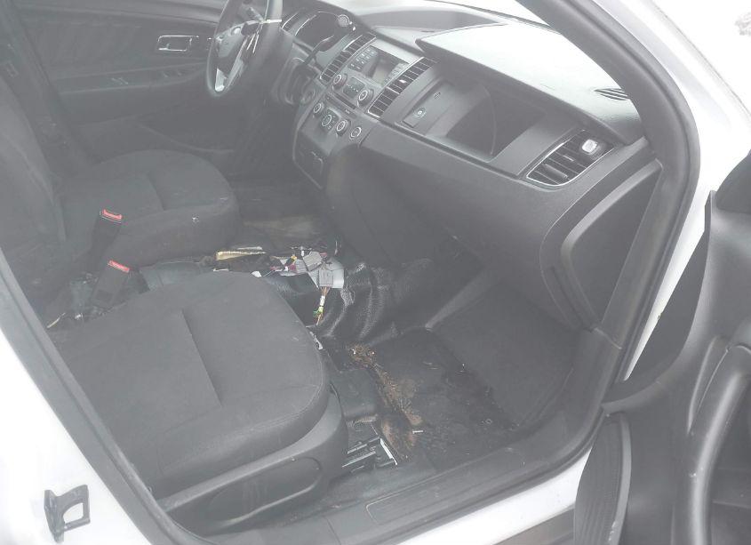 Photo 5 of 2018 Ford Police INTERCEPTOR (VIN 1FAHP2MK0JG136049)