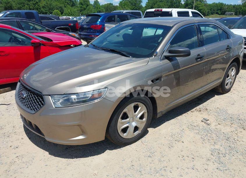 Photo 2 of 2019 Ford Police INTERCEPTOR (VIN 1FAHP2MK0KG107863)