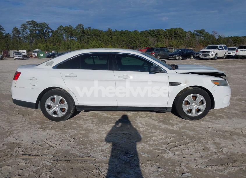 Photo 13 of 2014 Ford Police INTERCEPTOR (VIN 1FAHP2MK2EG125804)