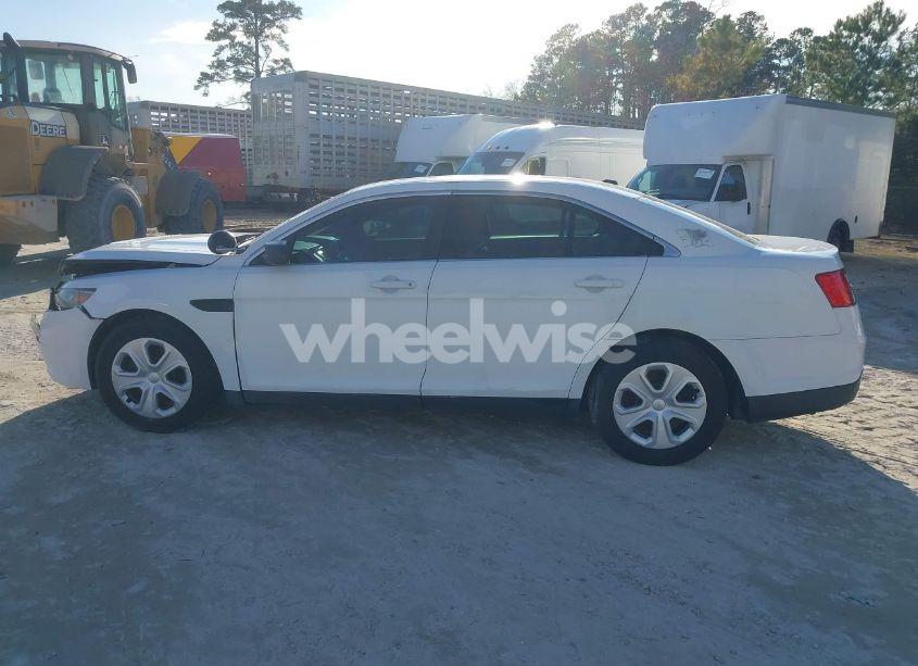 Photo 14 of 2014 Ford Police INTERCEPTOR (VIN 1FAHP2MK2EG125804)