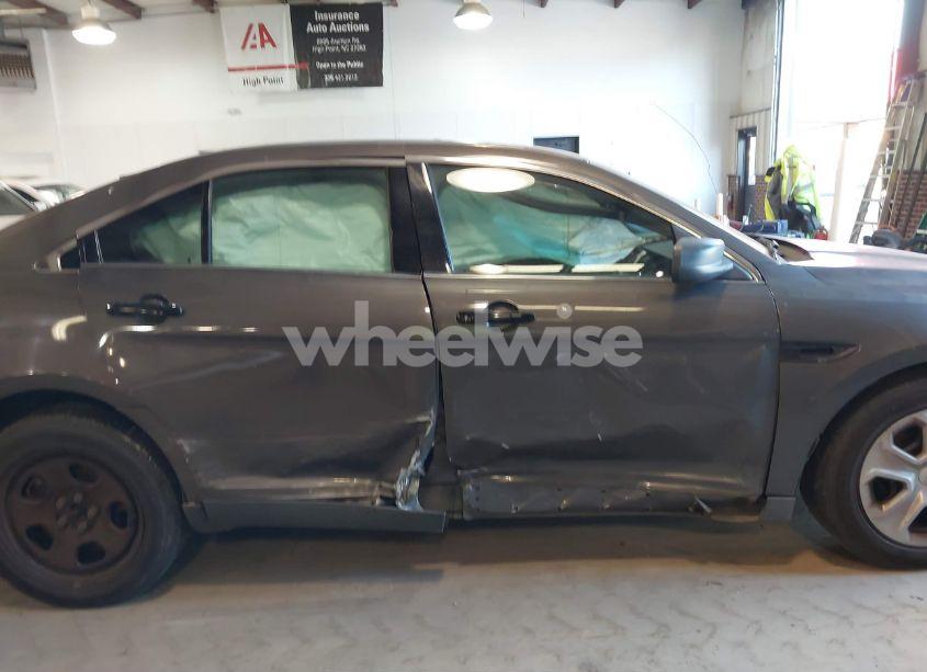 Photo 13 of 2014 Ford Police INTERCEPTOR (VIN 1FAHP2MK2EG161296)