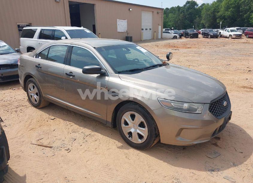 2015 Ford Police INTERCEPTOR (VIN 1FAHP2MK2FG135699) main photo