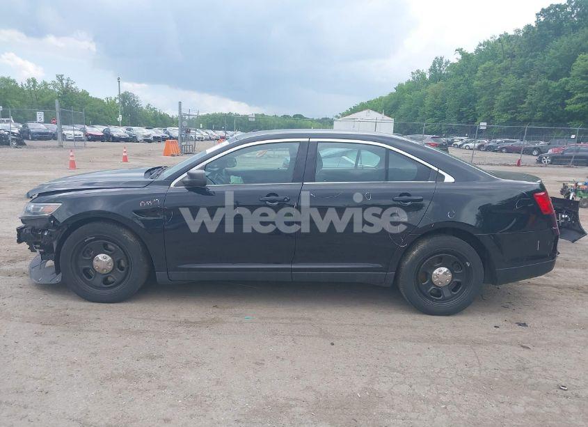Photo 14 of 2018 Ford Police INTERCEPTOR (VIN 1FAHP2MK2JG143455)
