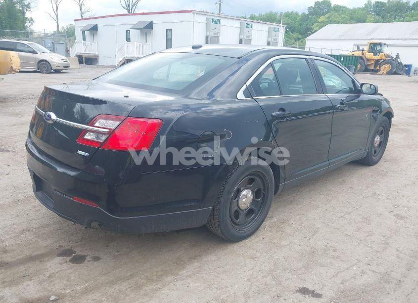 Photo 4 of 2018 Ford Police INTERCEPTOR (VIN 1FAHP2MK2JG143455)