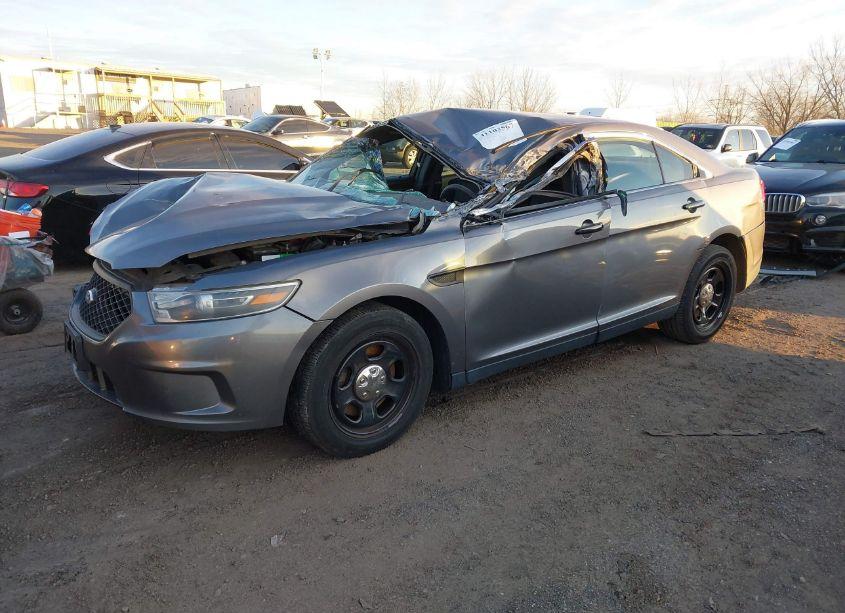 Photo 2 of 2015 Ford Police INTERCEPTOR (VIN 1FAHP2MK4FG102476)