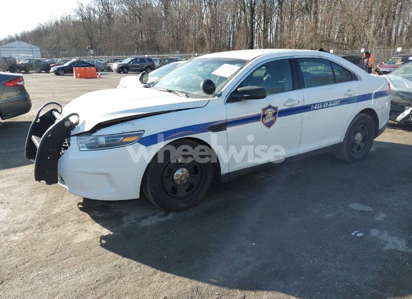 Photo 2 of 2015 Ford Police INTERCEPTOR (VIN 1FAHP2MK5FG173492)