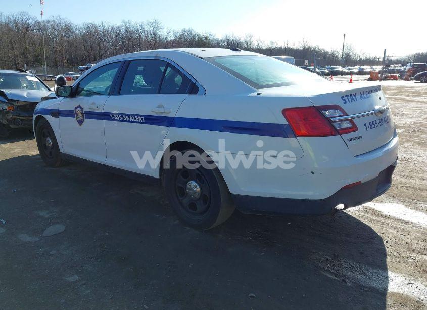 Photo 3 of 2015 Ford Police INTERCEPTOR (VIN 1FAHP2MK5FG173492)
