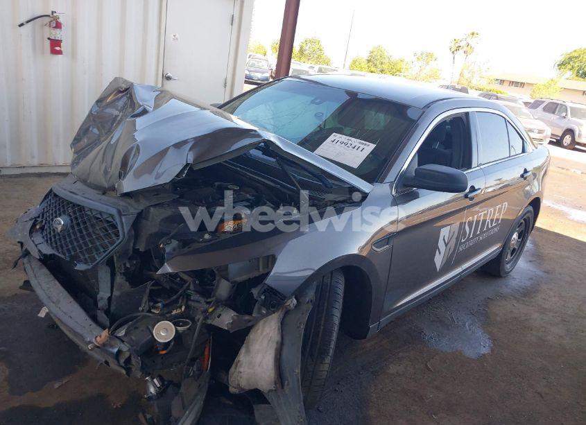 Photo 2 of 2015 Ford Police INTERCEPTOR (VIN 1FAHP2MK6FG175977)