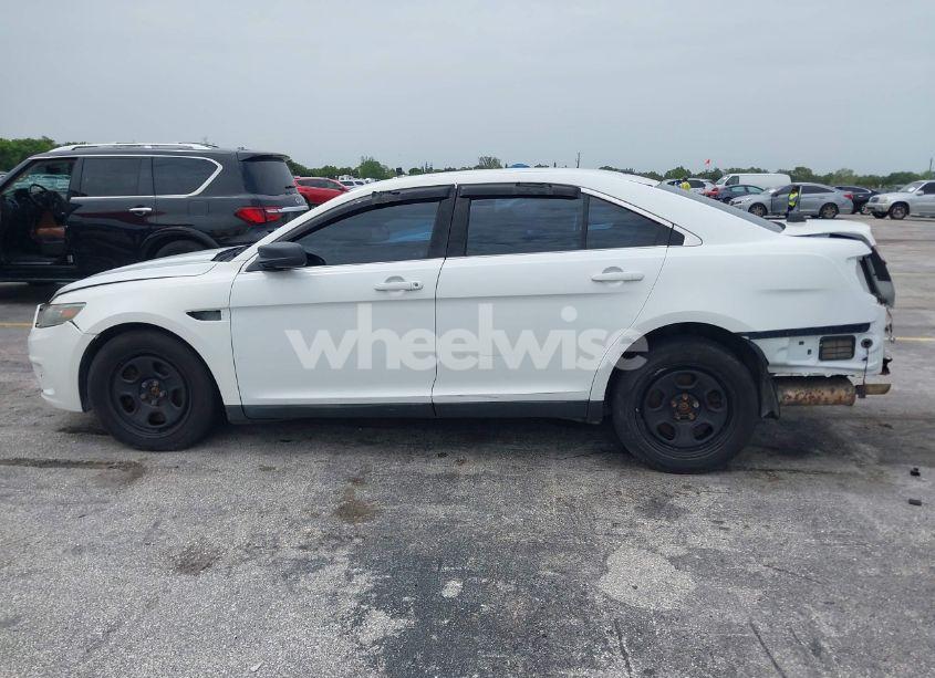 Photo 14 of 2015 Ford Police INTERCEPTOR (VIN 1FAHP2MK7FG106859)