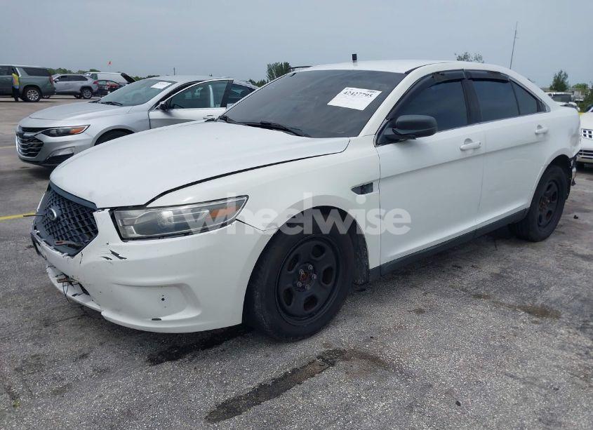 Photo 2 of 2015 Ford Police INTERCEPTOR (VIN 1FAHP2MK7FG106859)