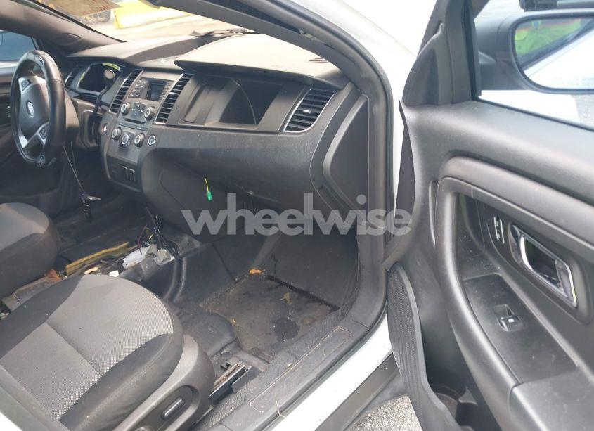 Photo 5 of 2015 Ford Police INTERCEPTOR (VIN 1FAHP2MK7FG106859)