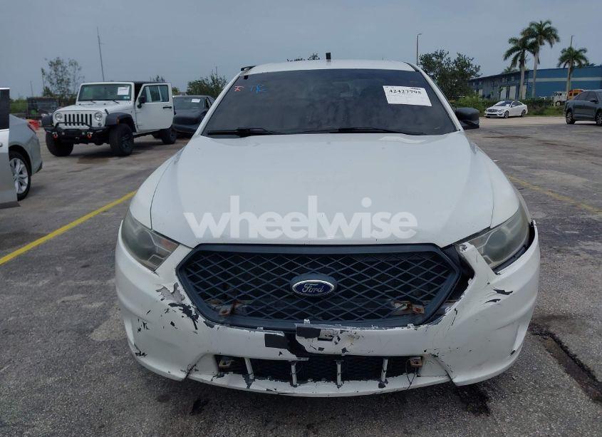 Photo 6 of 2015 Ford Police INTERCEPTOR (VIN 1FAHP2MK7FG106859)