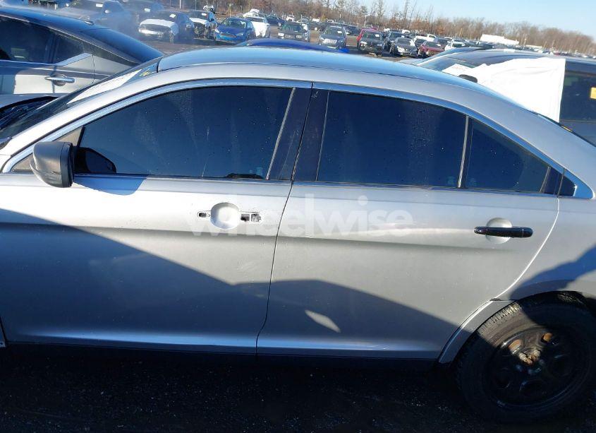 Photo 14 of 2018 Ford Police INTERCEPTOR (VIN 1FAHP2MK7JG143578)