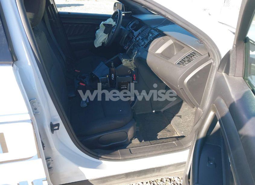 Photo 5 of 2019 Ford Police INTERCEPTOR (VIN 1FAHP2MK7KG108850)