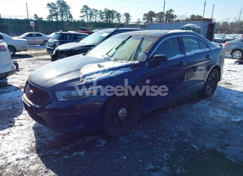 2017 Ford Police INTERCEPTOR (VIN 1FAHP2MT3HG126635) main photo