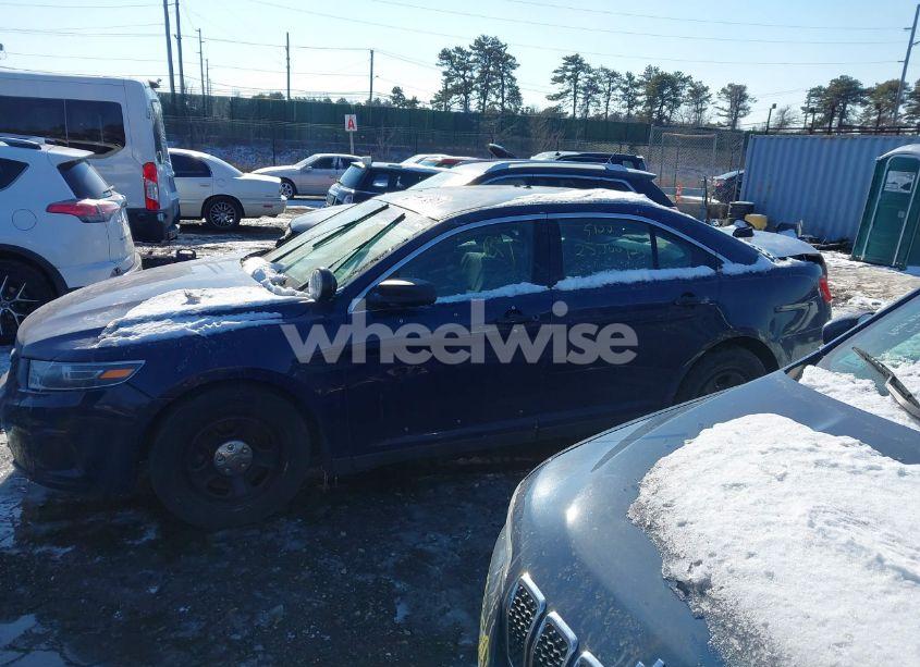 Photo 12 of 2017 Ford Police INTERCEPTOR (VIN 1FAHP2MT3HG126635)