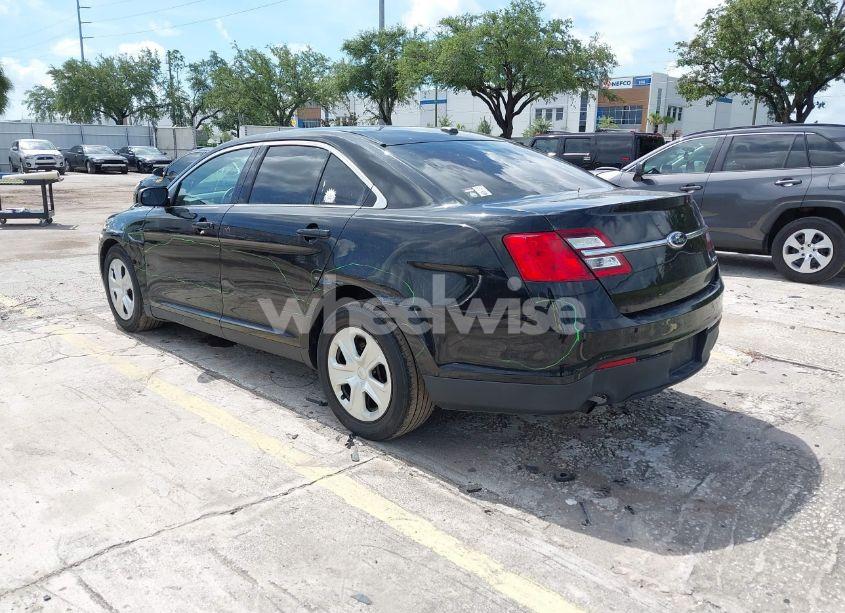 Photo 3 of 2015 Ford Police INTERCEPTOR (VIN 1FAHP2MT4FG112241)