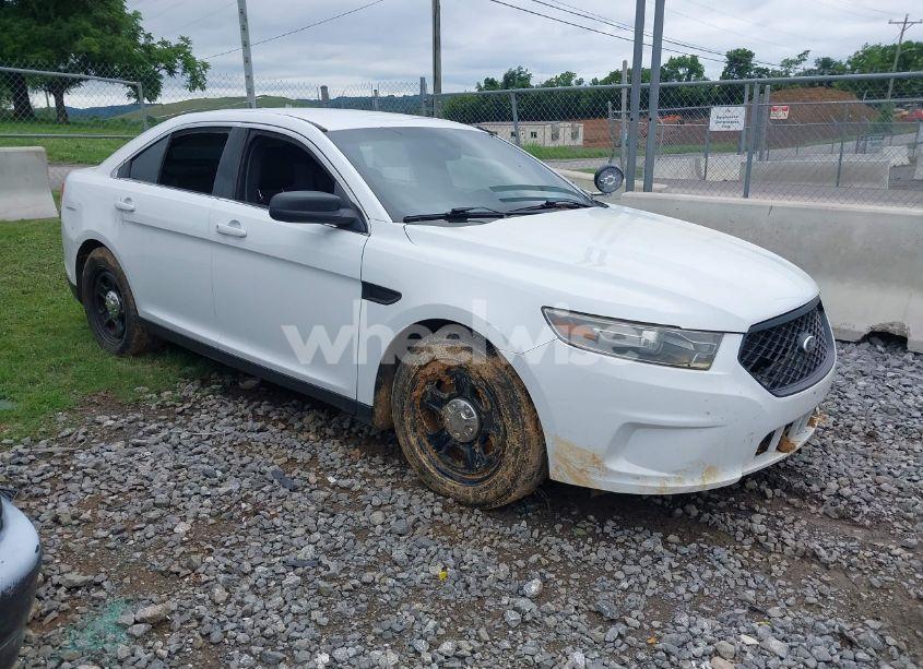 2015 Ford Police INTERCEPTOR (VIN 1FAHP2MT9FG207958) main photo