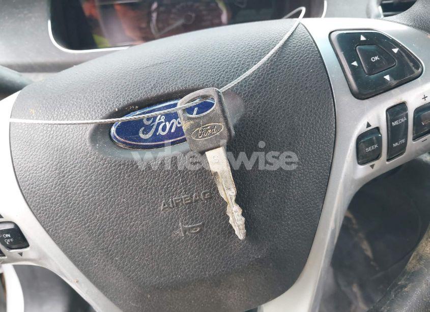 Photo 11 of 2015 Ford Police INTERCEPTOR (VIN 1FAHP2MT9FG207958)