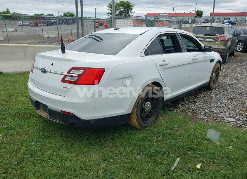 Photo 4 of 2015 Ford Police INTERCEPTOR (VIN 1FAHP2MT9FG207958)