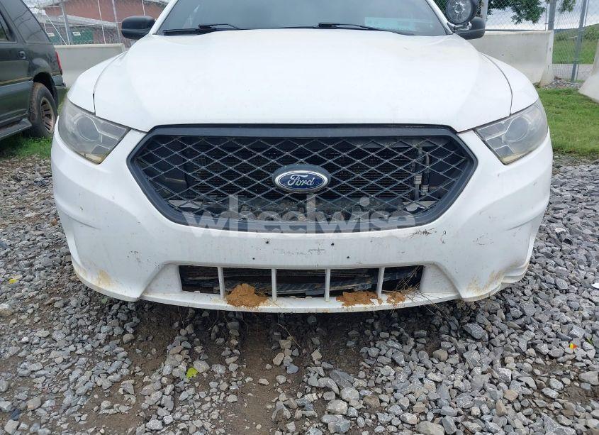 Photo 6 of 2015 Ford Police INTERCEPTOR (VIN 1FAHP2MT9FG207958)