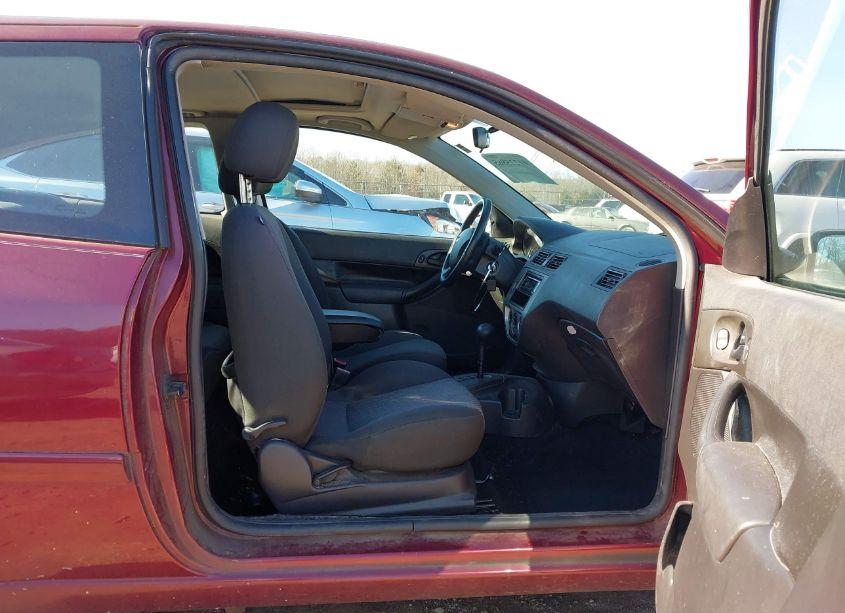 Photo 5 of 2006 Ford Focus ZX3 (VIN 1FAHP31N06W255270)